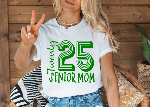 2025 Senior Mom Tee!