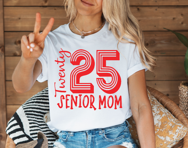 2025 Senior Mom Tee!